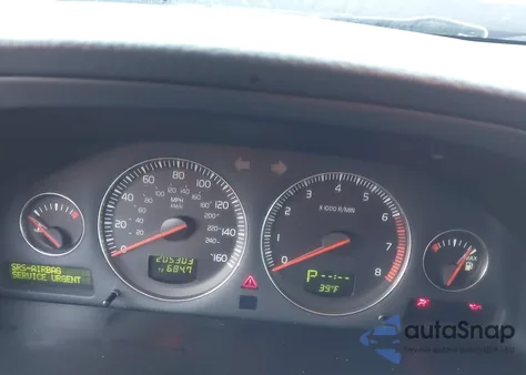 2004 Volvo Xc90 2.5T Awd z USA, uszkodzony, nr VIN YV1CZ59H841122513